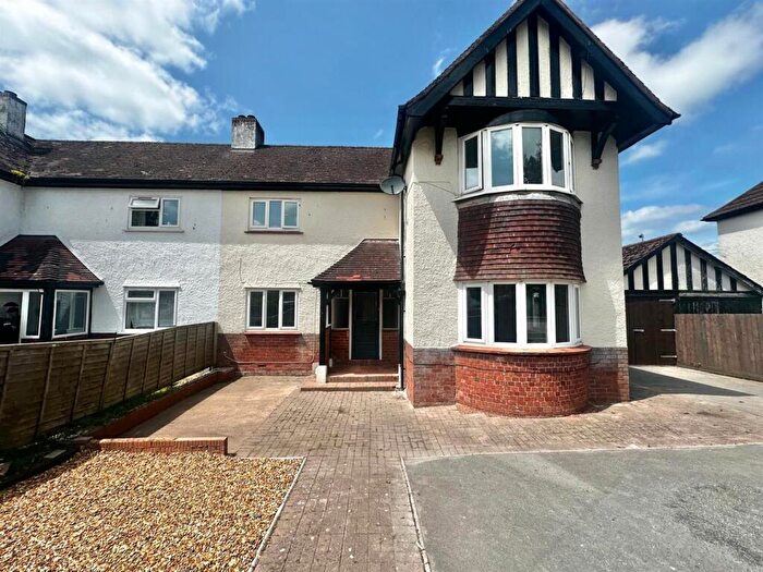 3 Bedroom Semi-Detached House To Rent In Blundells Road, Tiverton, EX16