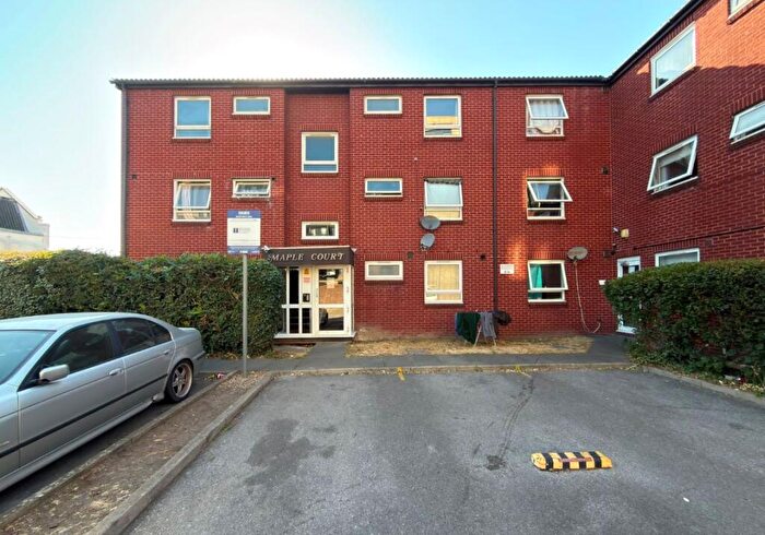 2 Bedroom Flat For Sale In Flat Maple Court, Lower Coombe Street, Croydon, Surrey, CR0