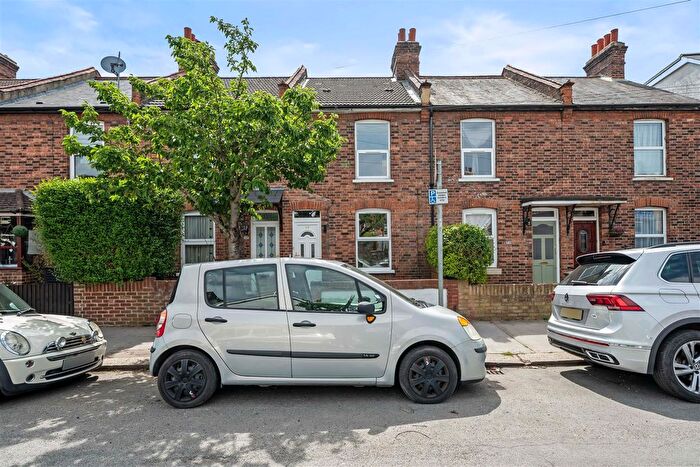 2 Bedroom Terraced House For Sale In Elmers Road, London, SE25