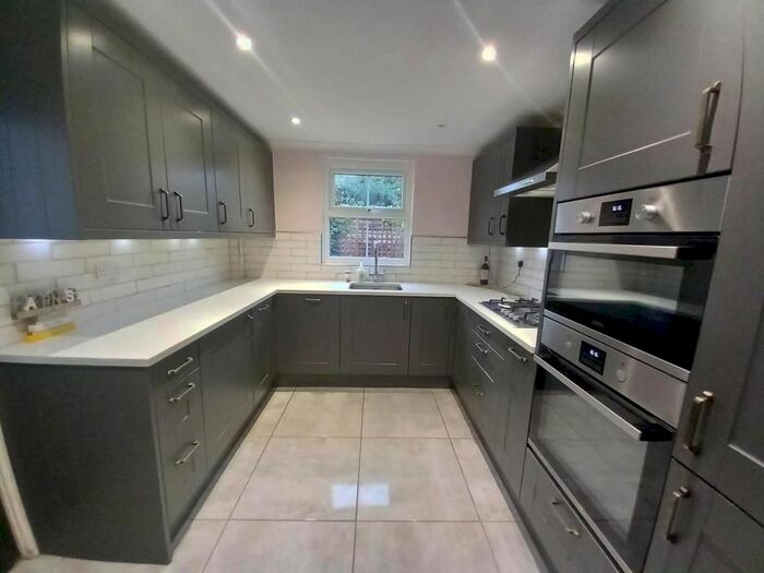 2 Bedroom Terraced House To Rent In Slough Centre, Slough, SL1