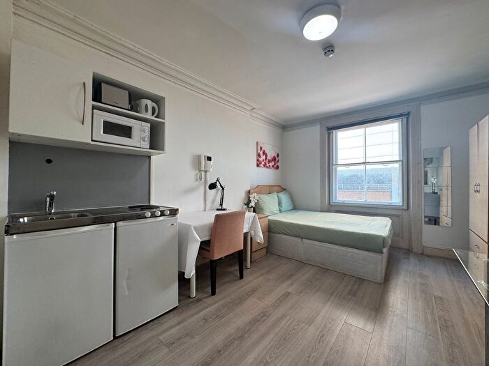 Studio To Rent In Cromwell Road, London, SW7