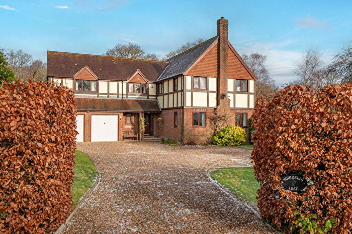5 Bedroom Detached House For Sale In Blindmans Gate, Woolton Hill, Newbury, RG20