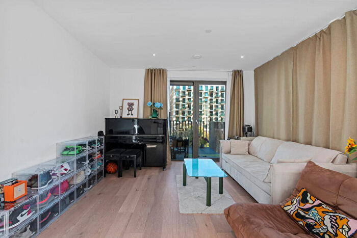 2 Bedroom Apartment To Rent In Royal Crest Avenue, London, E16