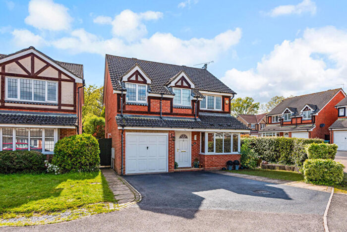 4 Bedroom Detached House For Sale In Fyfield Close, Whiteley, Fareham, PO15