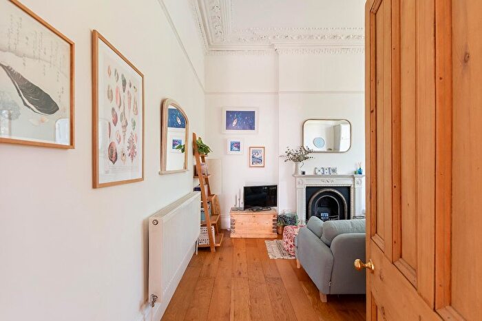 2 Bedroom Flat For Sale In Pembroke Road, Clifton, BS8