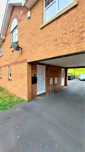 2 Bedroom Flat To Rent In The Fieldings, Preston, PR2