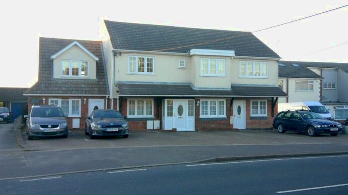 1 Bedroom Flat To Rent In Crays Hill, Billericay, CM11