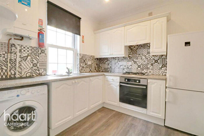 2 Bedroom Terraced House To Rent In Willow Walk, Cambridge, CB1