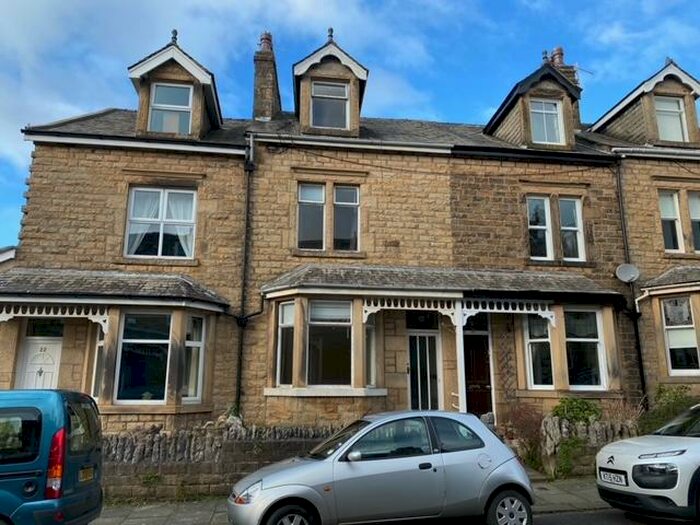 4 Bedroom House To Rent In Redvers Street, Lancaster, LA1