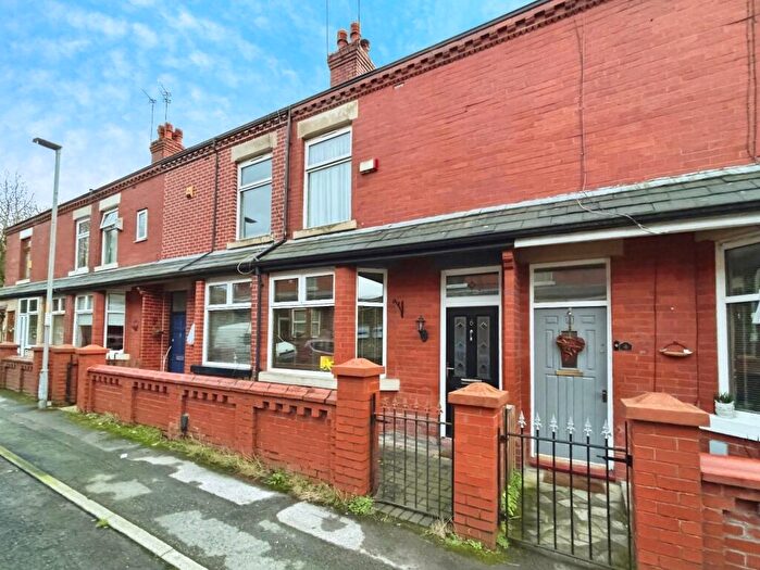 2 Bedroom Terraced House For Sale In Alexandra Avenue, Hyde, Greater Manchester, SK14