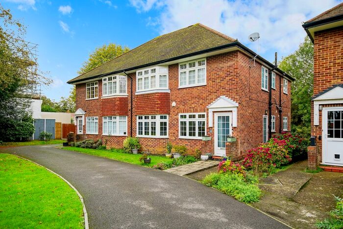 2 Bedroom Maisonette To Rent In Church Road, Hanwell, W7