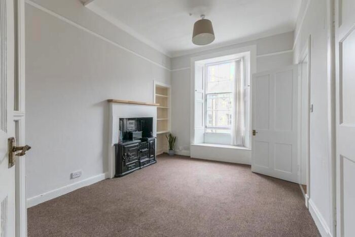 1 Bedroom Flat To Rent In Cumberland Street, Edinburgh, EH3