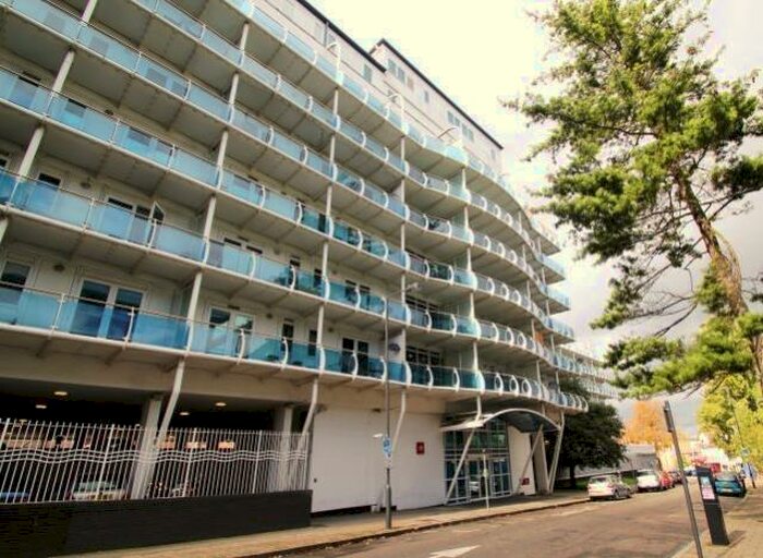 2 Bedroom Flat To Rent In Platinum House Lyon Road, Harrow, Middlesex, HA1