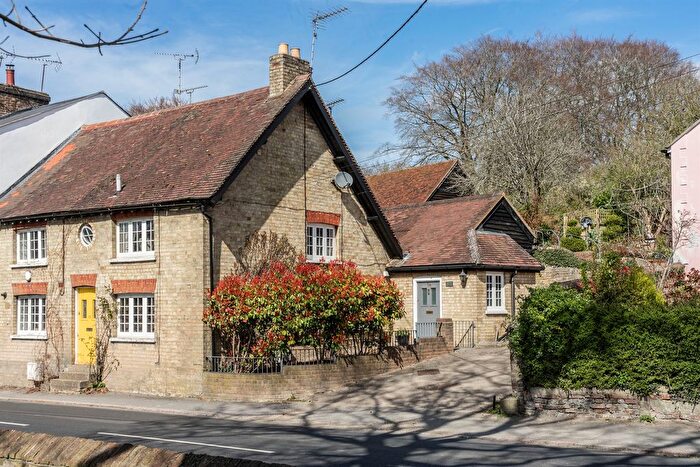 3 Bedroom Semi-Detached House For Sale In Church Road, Ivinghoe, LU7