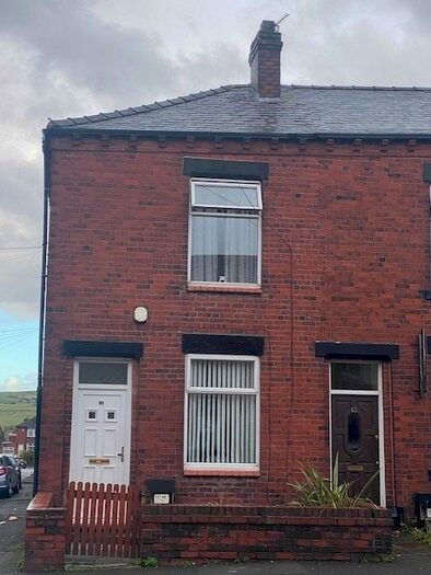 3 Bedroom End Of Terrace House To Rent In Brewerton Road, Oldham, Greater Manchester, OL4