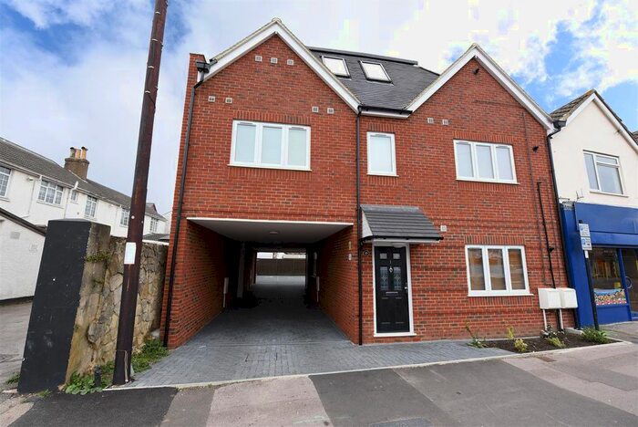 2 Bedroom Flat To Rent In Queens Road, Farnborough, GU14