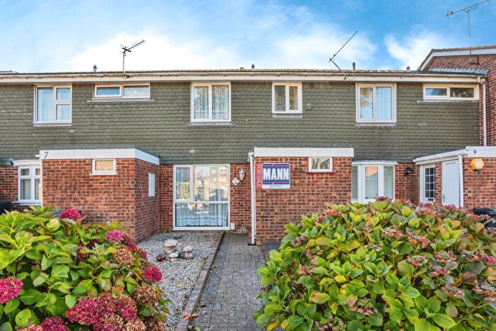 3 Bedroom Terraced House For Sale In Padbury Close, Portsmouth, Hampshire, PO2