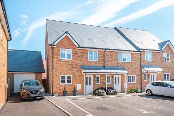 3 Bedroom End Of Terrace House For Sale In Harvest Mews, Coxheath, Maidstone, ME17