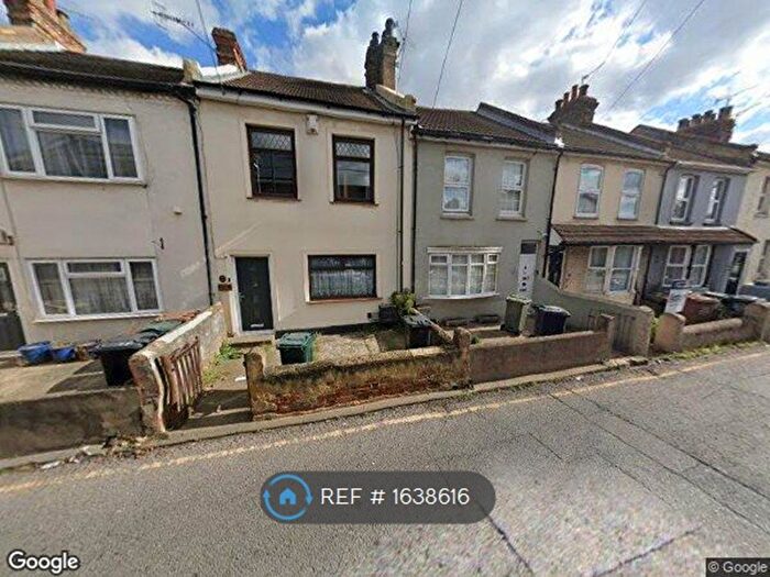 3 Bedroom Terraced House To Rent In High St, Swanscombe, DA10