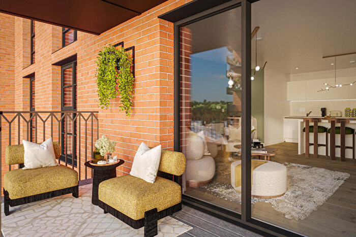 2 Bedroom Apartment For Sale In Burlington Road, New Malden, Surrey, England, KT3