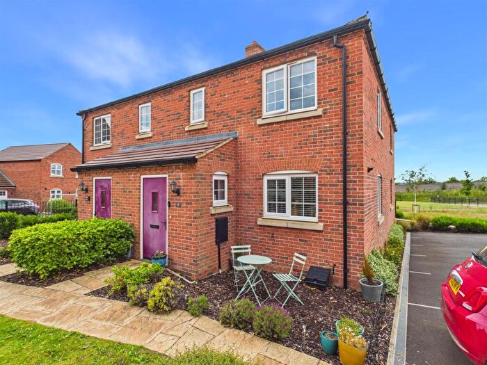 1 Bedroom Cluster House For Sale In Fennell Way, Stamford, PE9