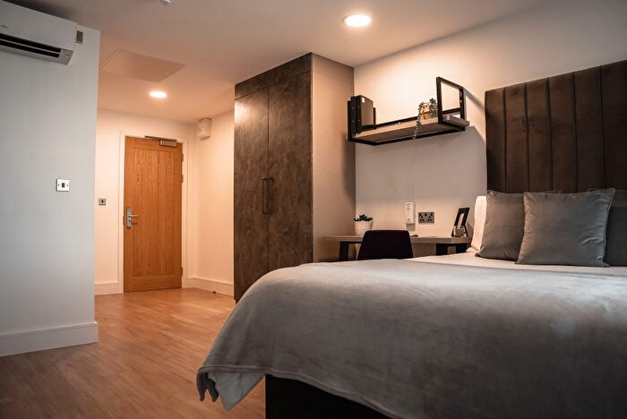 Property To Rent In Bridge Street West, Birmingham, B19