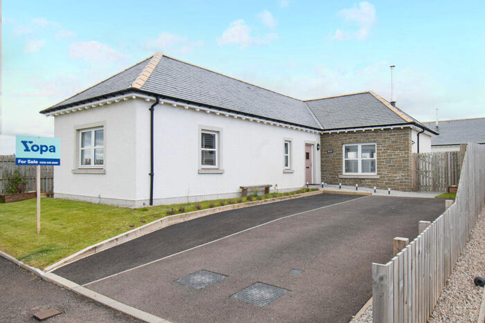 2 Bedroom Bungalow For Sale In Dowry Park, St Cyrus, DD10