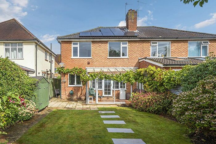 3 Bedroom Semi Detached House For Sale In Crendon Park, Southborough, Tunbridge Wells, TN4