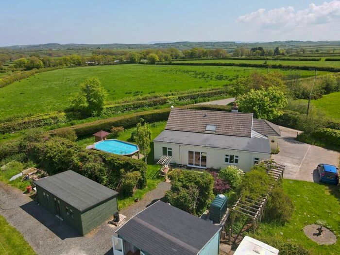 3 Bedroom Detached House For Sale In Ashwater, Beaworthy, EX21