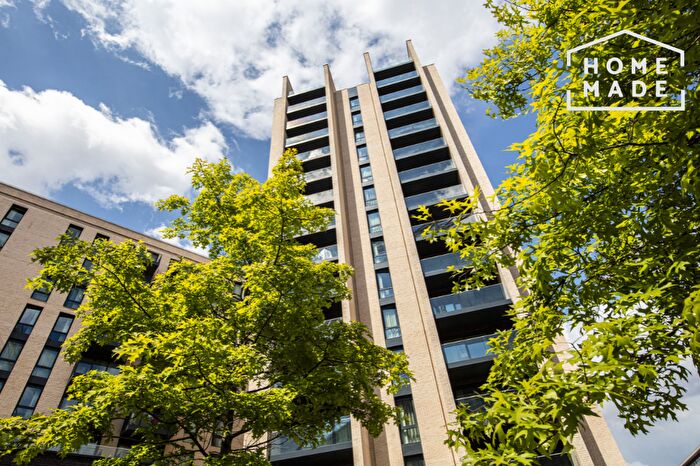 2 Bedroom Apartment To Rent In Alameda, HA9