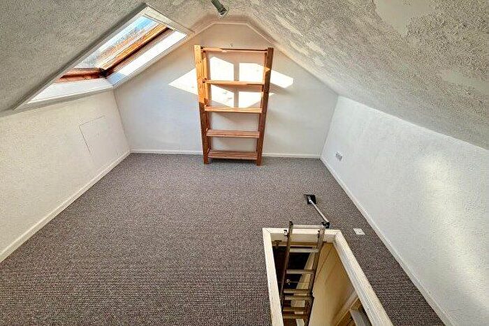 2 Bedroom Cottage To Rent In Burton Road, Lichfield, WS13