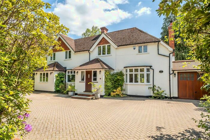 5 Bedroom Detached House To Rent In Pembury Road, Tunbridge Wells, Kent, TN2