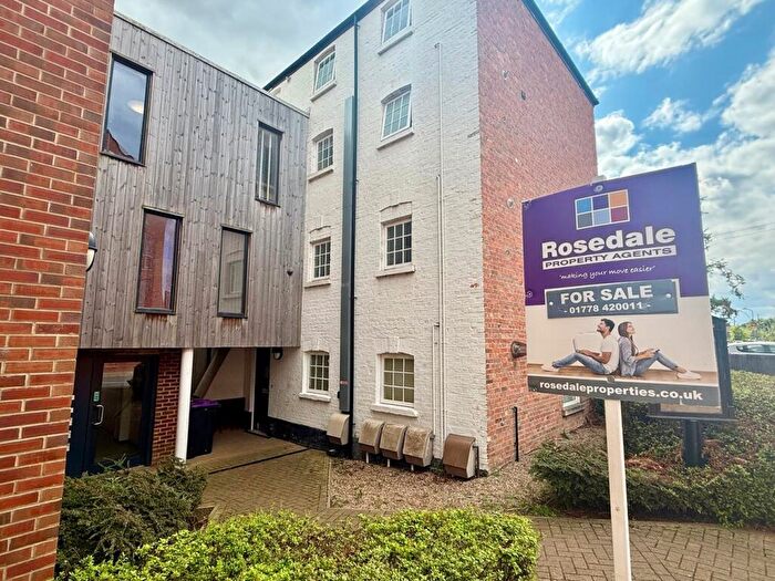 2 Bedroom Flat For Sale In Wherrys Lane, Bourne, PE10