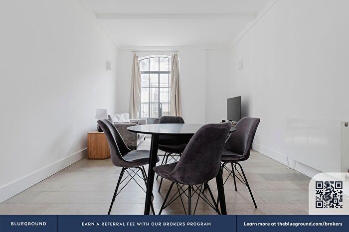 2 Bedroom Flat To Rent In Clerkenwell, London, EC1V