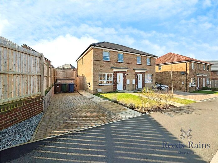3 Bedroom Semi Detached House For Sale In Larch Avenue, Newcastle Upon Tyne, Tyne And Wear, NE15
