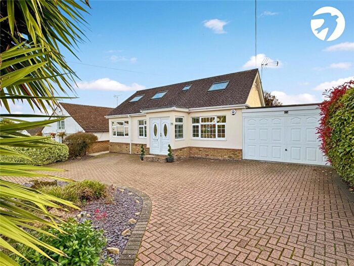 5 Bedroom Detached House For Sale In Top Dartford Road, Hextable, Kent, BR8