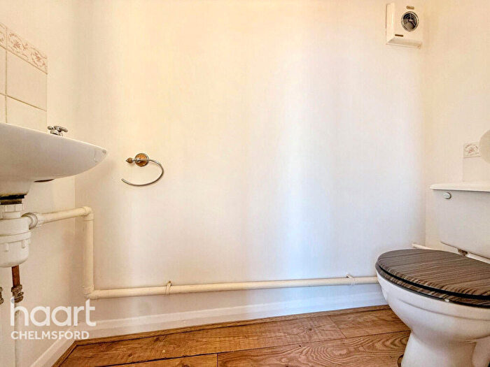 3 Bedroom Detached House To Rent In Rainsford Road, Chelmsford, CM1