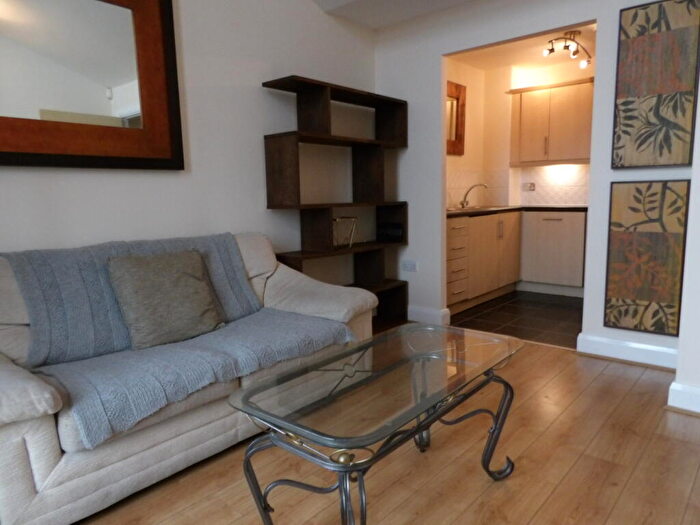 2 Bedroom Apartment To Rent In Wheeleys Lane, Park Central, B15