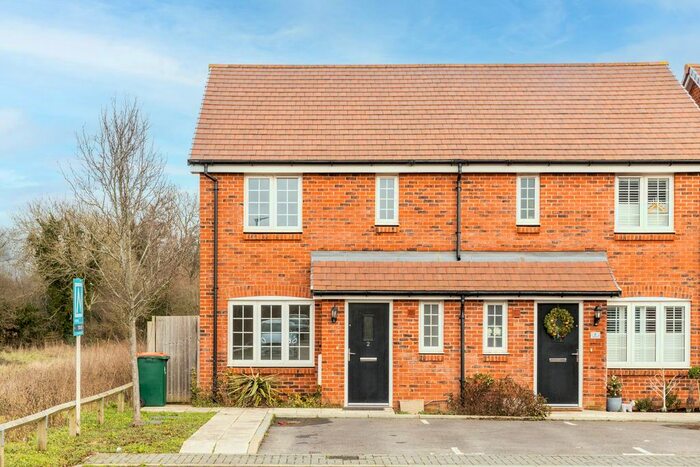 2 Bedroom Semi-Detached House To Rent In Robinson Crescent, Crawley, RH10