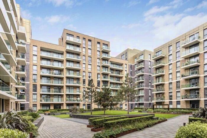 1 Bedroom Flat To Rent In Queenshurst Square, Kingston Upon Thames, KT2