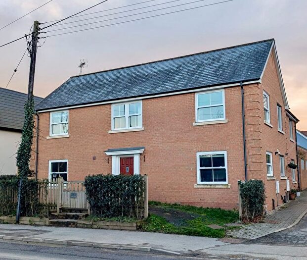 3 Bedroom Link Detached House For Sale In London Road, Newport, Saffron Walden, CB11