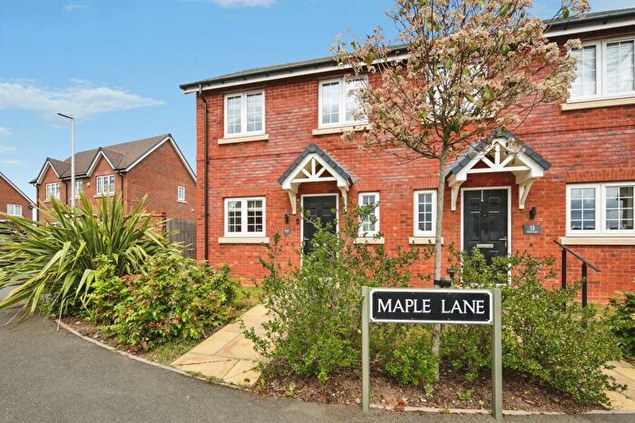 3 Bedroom Semi Detached House For Sale In Maple Lane, Burton Green, Kenilworth, CV8