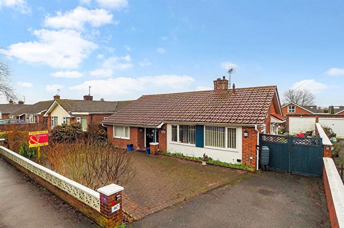 3 Bedroom Detached Bungalow For Sale In Upper Drove, Andover, SP10