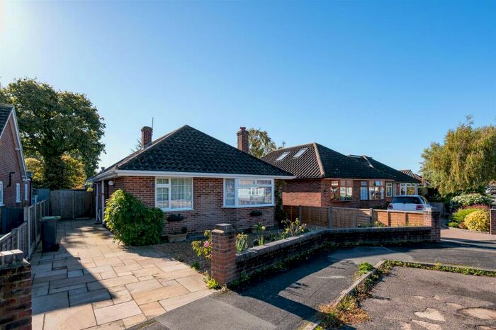 3 Bedroom Detached Bungalow To Rent In Selangor Avenue, Emsworth, PO10