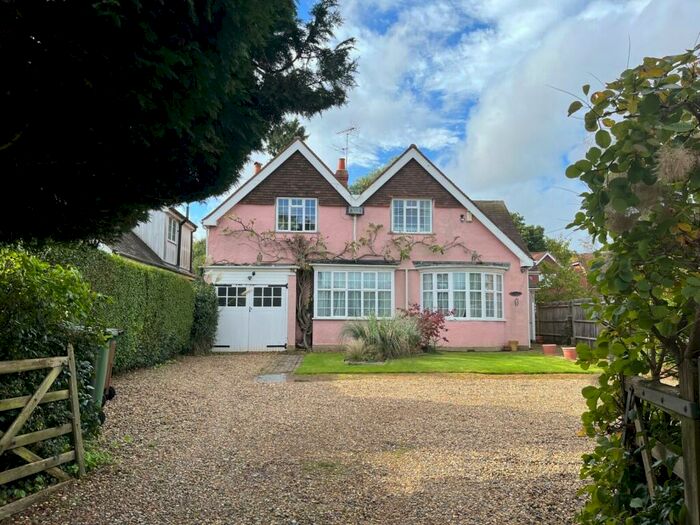 4 Bedroom Detached House For Sale In Tokers Green Lane, Tokers Green, Oxfordshire, RG4