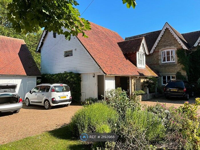 1 Bedroom Flat To Rent In Hernhill, Faversham, ME13