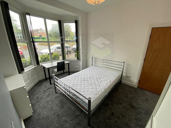 5 Bedroom Terraced House To Rent In Kirby Road, West End, LE3