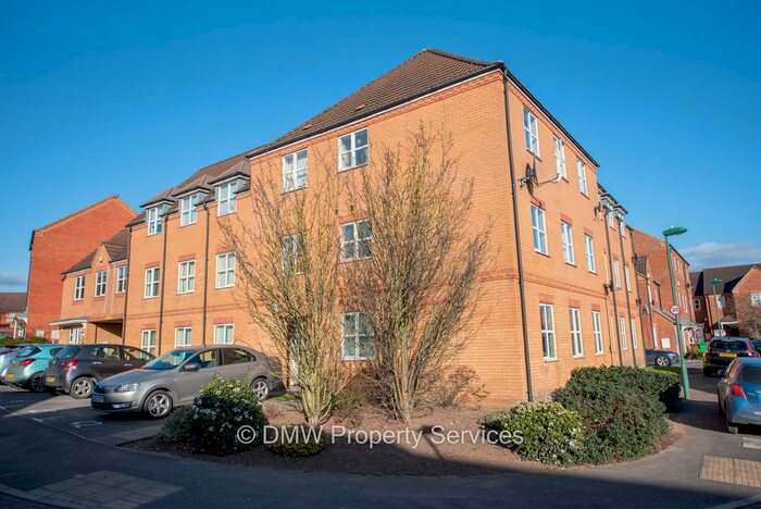 2 Bedroom Flat To Rent In Edmonstone Crescent, Nottingham, NG5