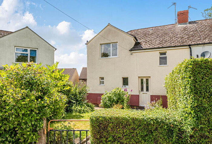 3 Bedroom Semi Detached House For Sale In The Circle, Stroud, Gloucestershire, GL5