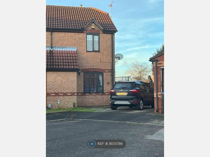 2 Bedroom Semi-Detached House To Rent In Roewood Close, Kirkby-In-Ashfield, Nottingham, NG17